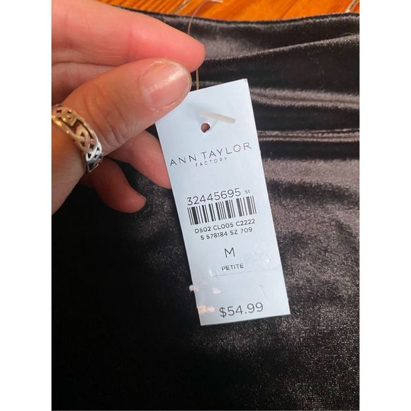 Ann Taylor NWT BLACK* Velvet Off Shoulder Top Blouse, Size Medium P, MSRP $55 - Picture 4 of 9